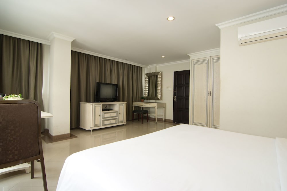 Lk Mansion 23/46