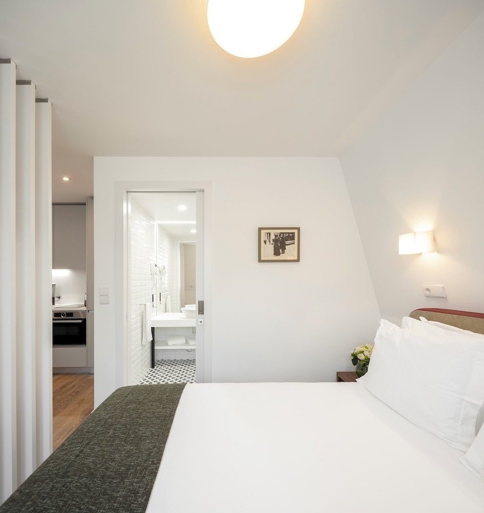 Lisbon Serviced Apartments - Chiado Emenda 28/70