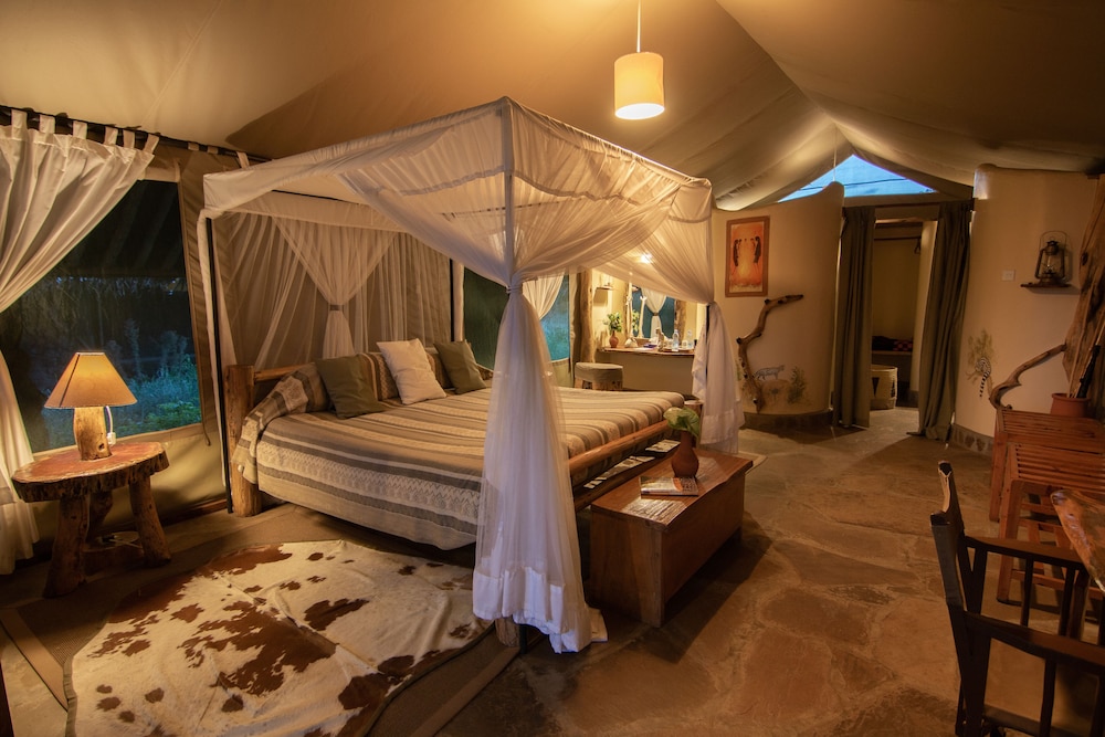 Kibo Safari Camp 14/50