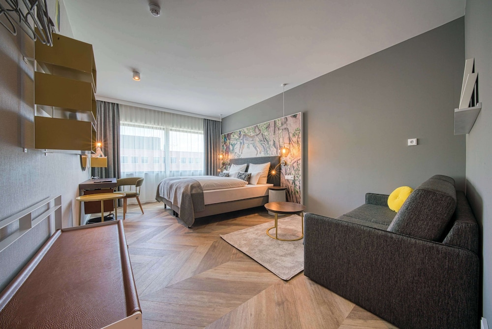 Vienna House Easy by Wyndham Amsterdam Airport 39/58