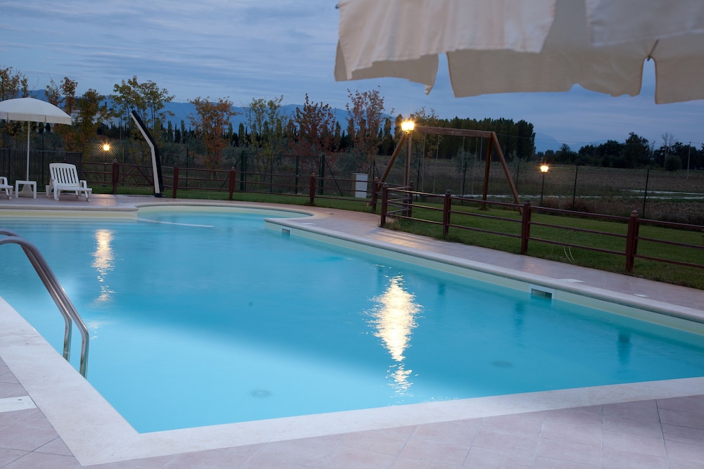 AGRITURISMO LE RONDINI DI FRANCESCO DI ASSISI 7/66