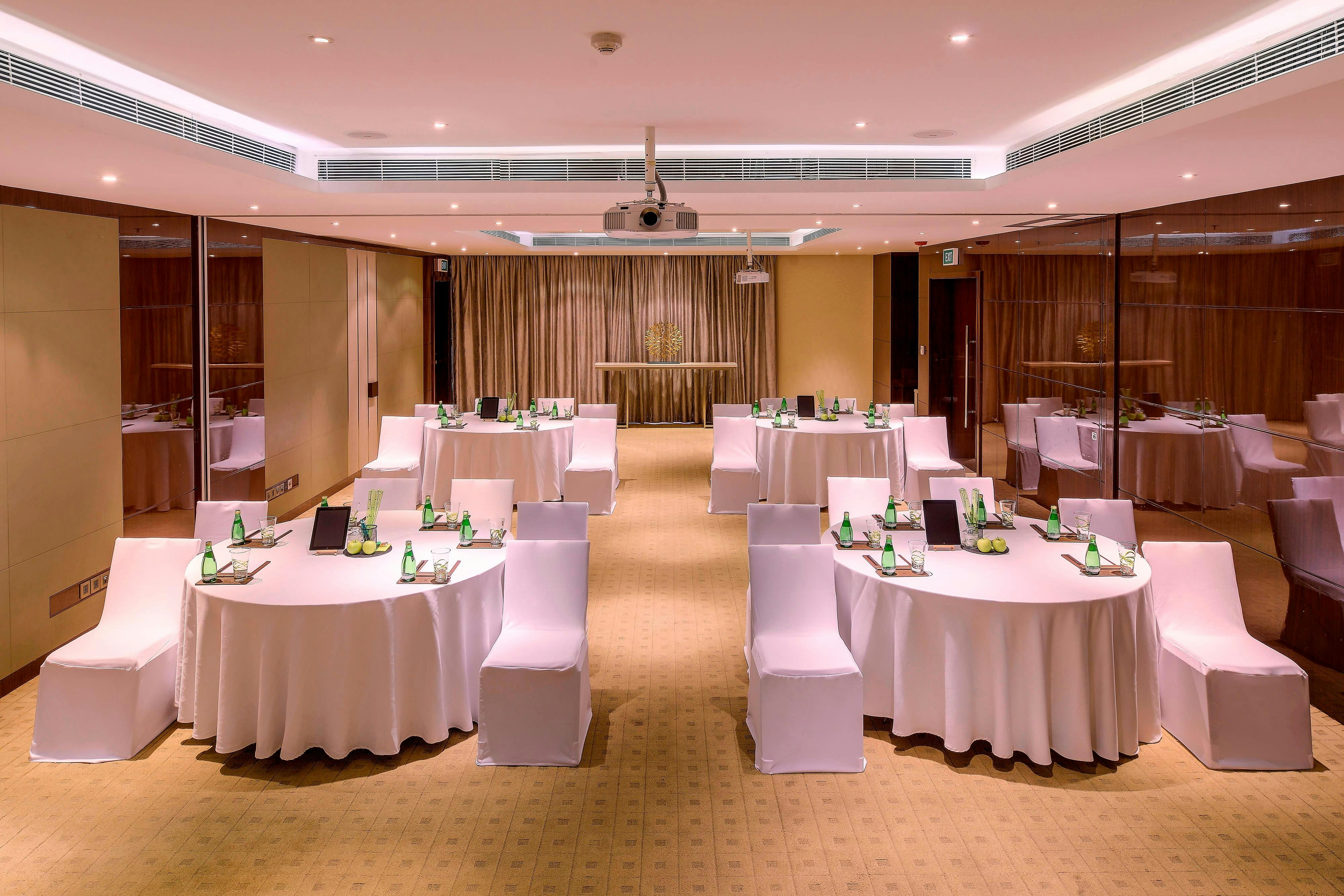 KOCHI MARRIOTT HOTEL 50/52
