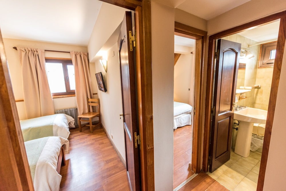 Tunqueley Hotel 20/62