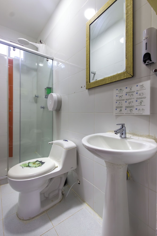 Chunuu Hostal y Glamping Minca 50/50