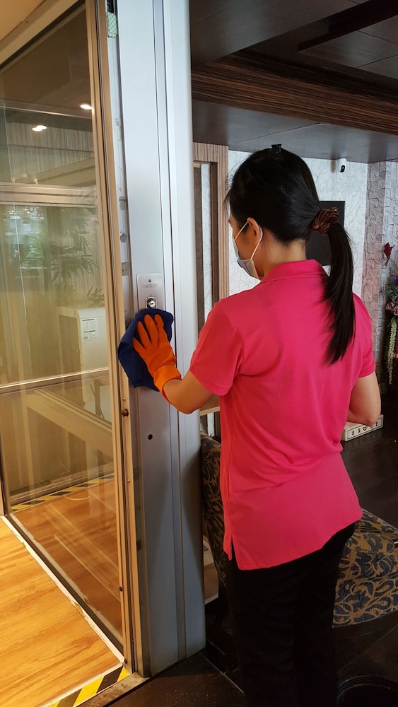 W 21 Hotel Bangkok 12/50