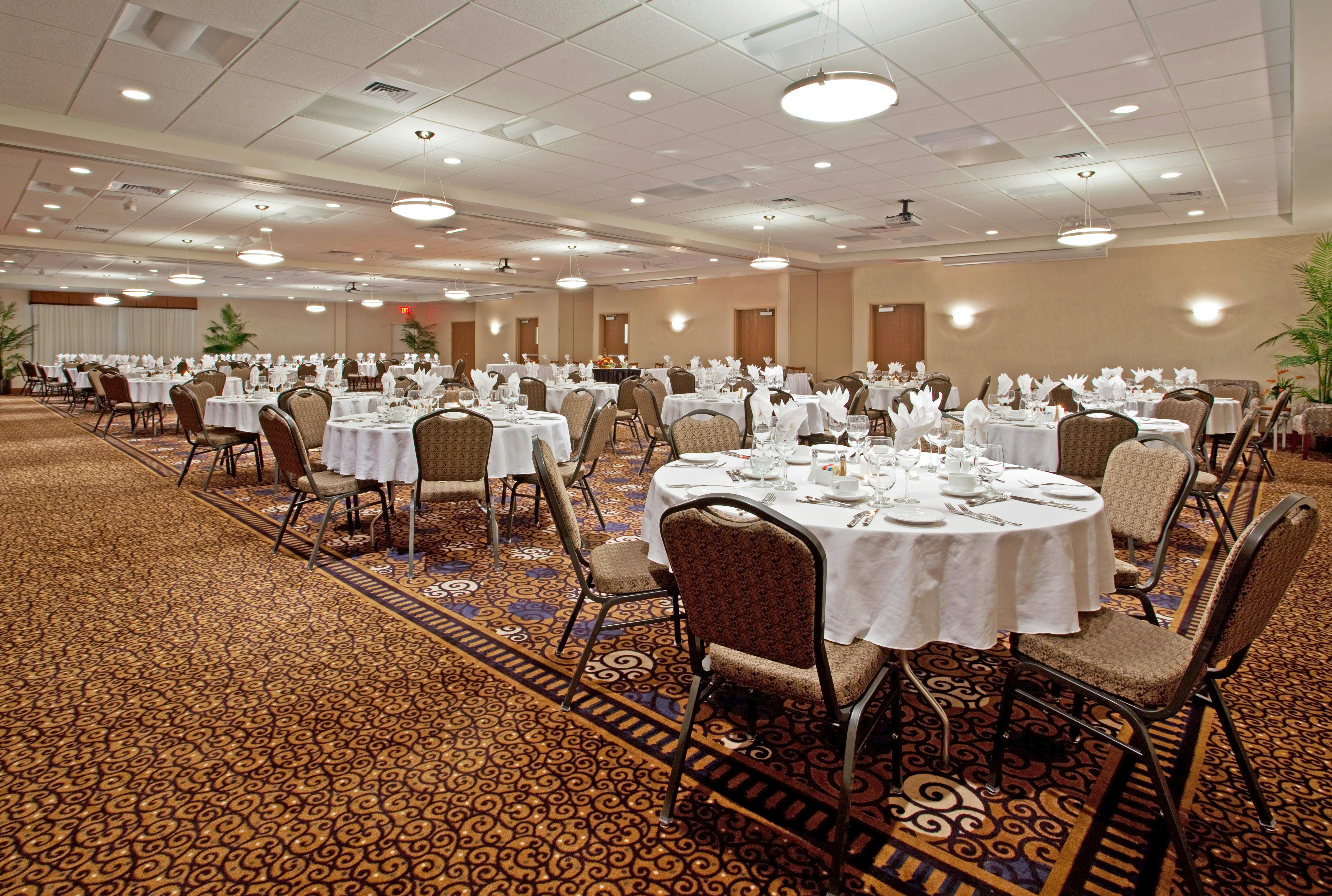 Holiday Inn Purdue - Fort Wayne 25/36
