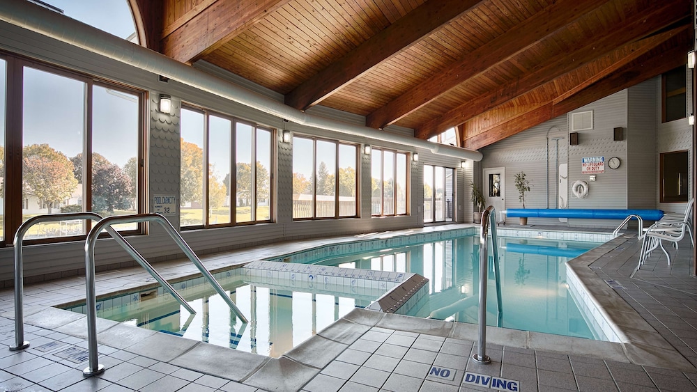 Best Western River Terrace 4/43