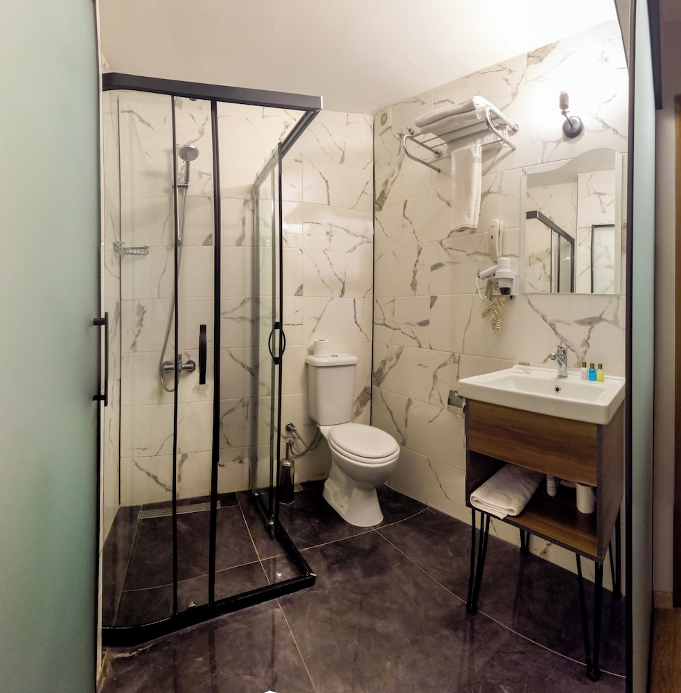 Privado Hotels 50/50