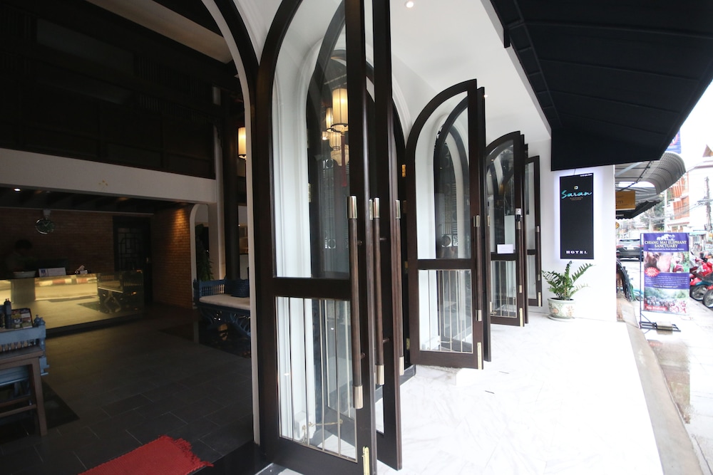 Saran Boutique Hotel Thapae 2/46