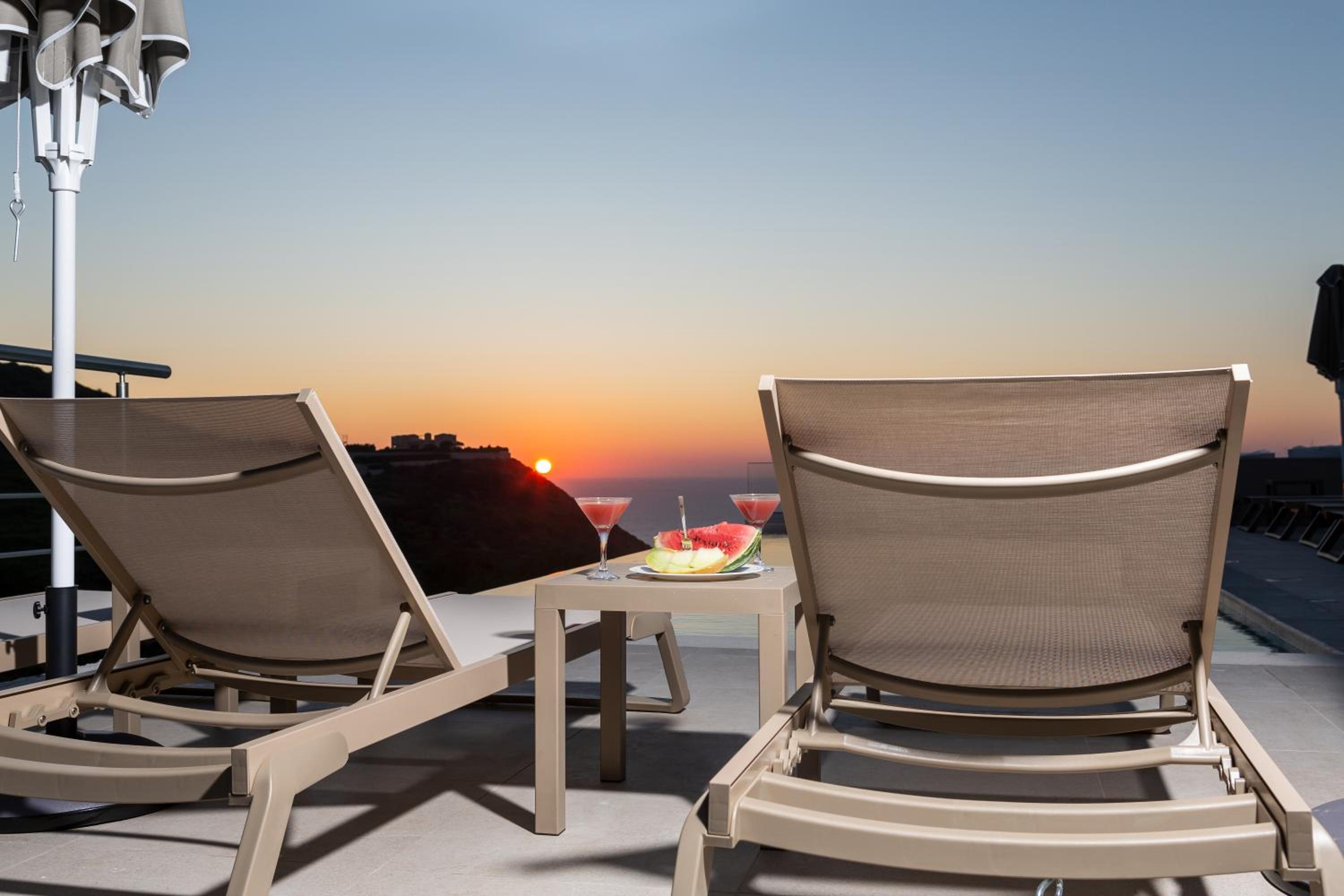 Sky View Suites 23/50