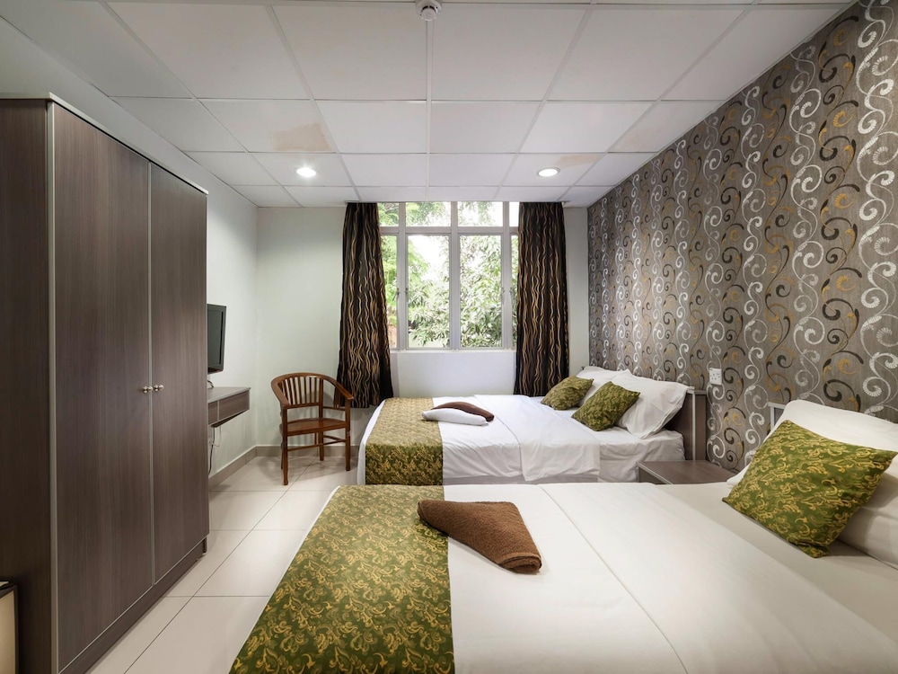 LaComme Inn 22/74