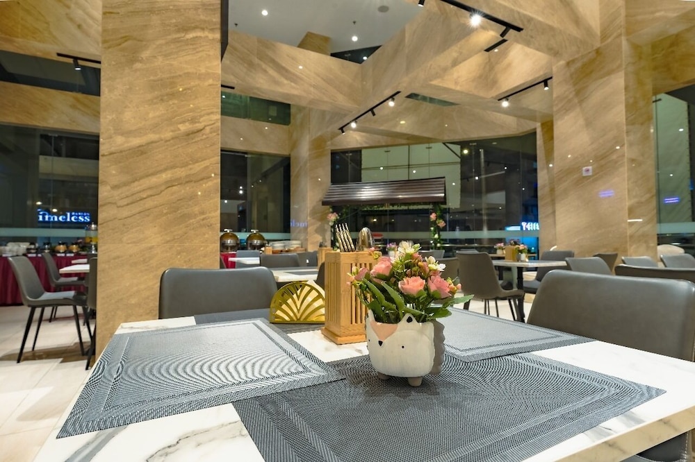 Lazdana Hotel Kuala Lumpur 40/48