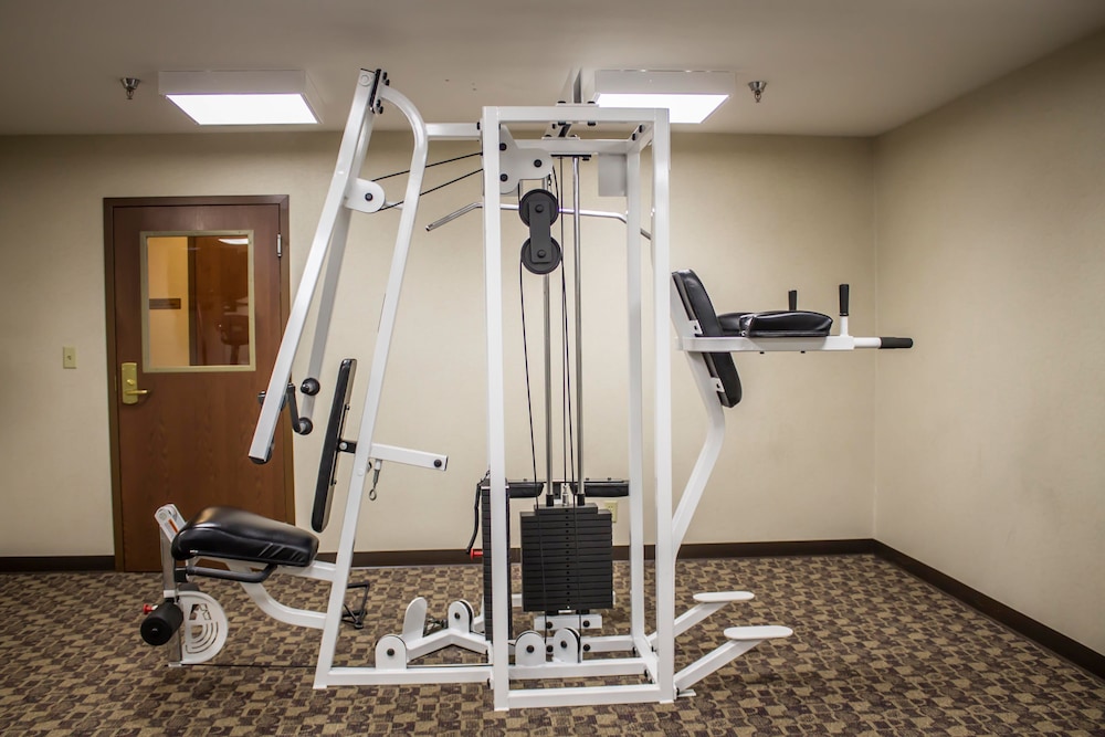 Quality Inn Dover OH 19/42