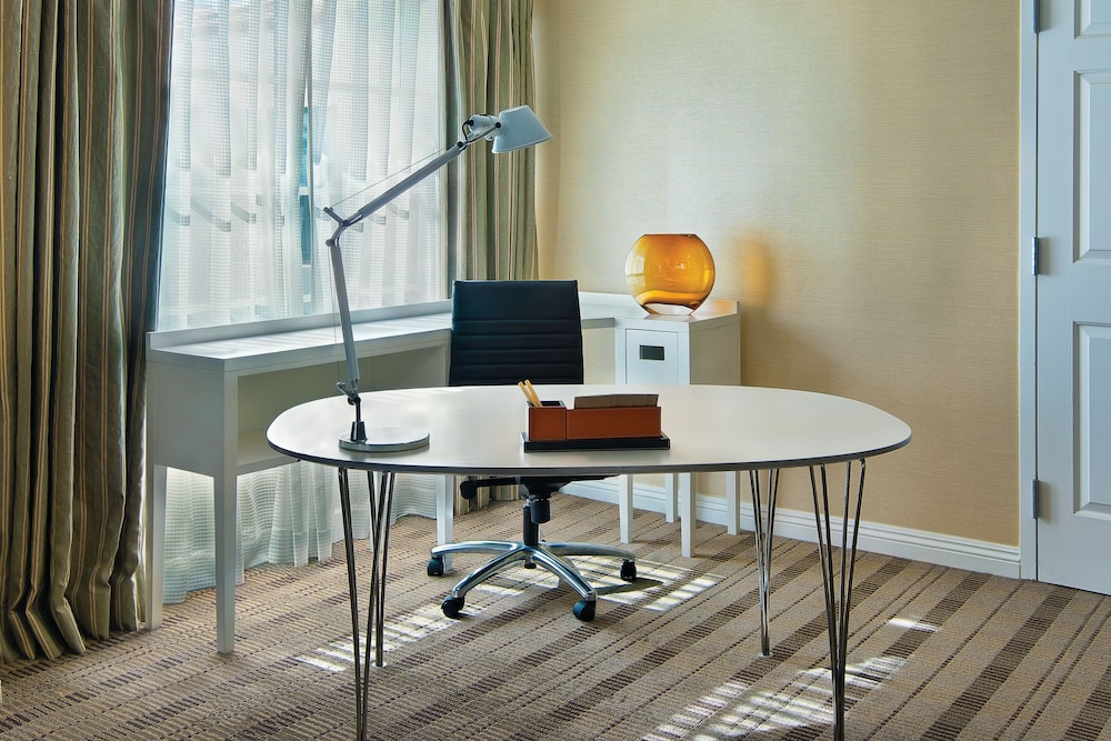 DOUBLETREE BY HILTON SAN PEDRO - PORT OF LOS ANGELES 47/65
