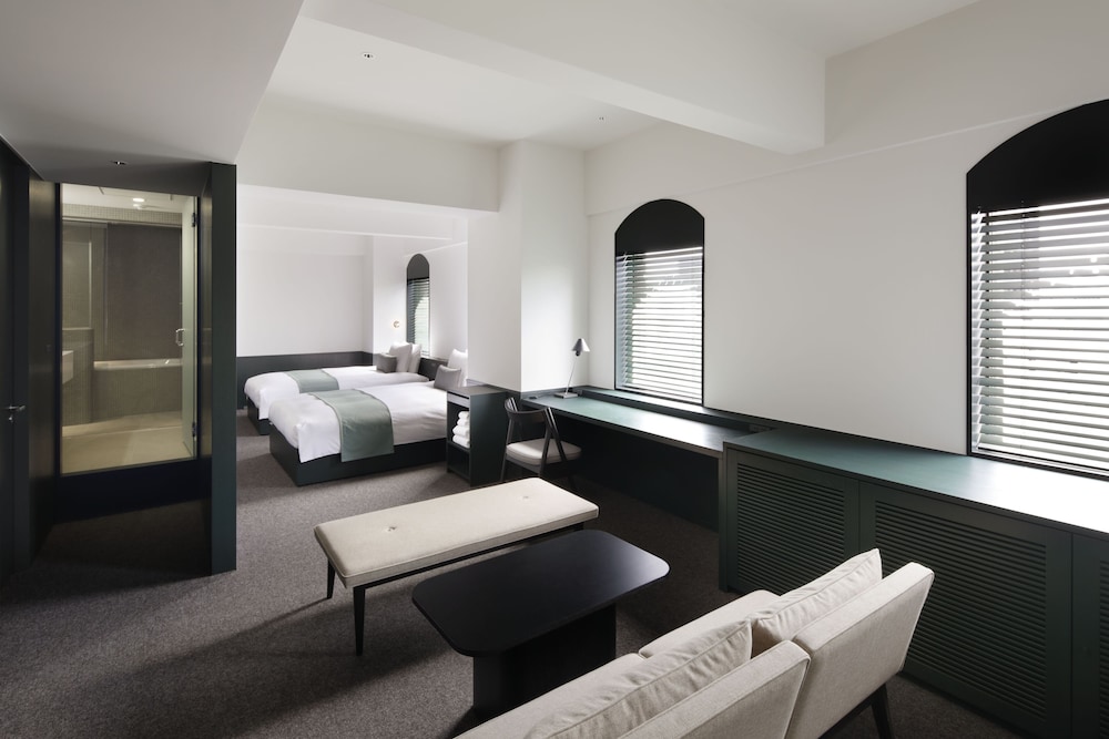 Ddd Hotel 43/66