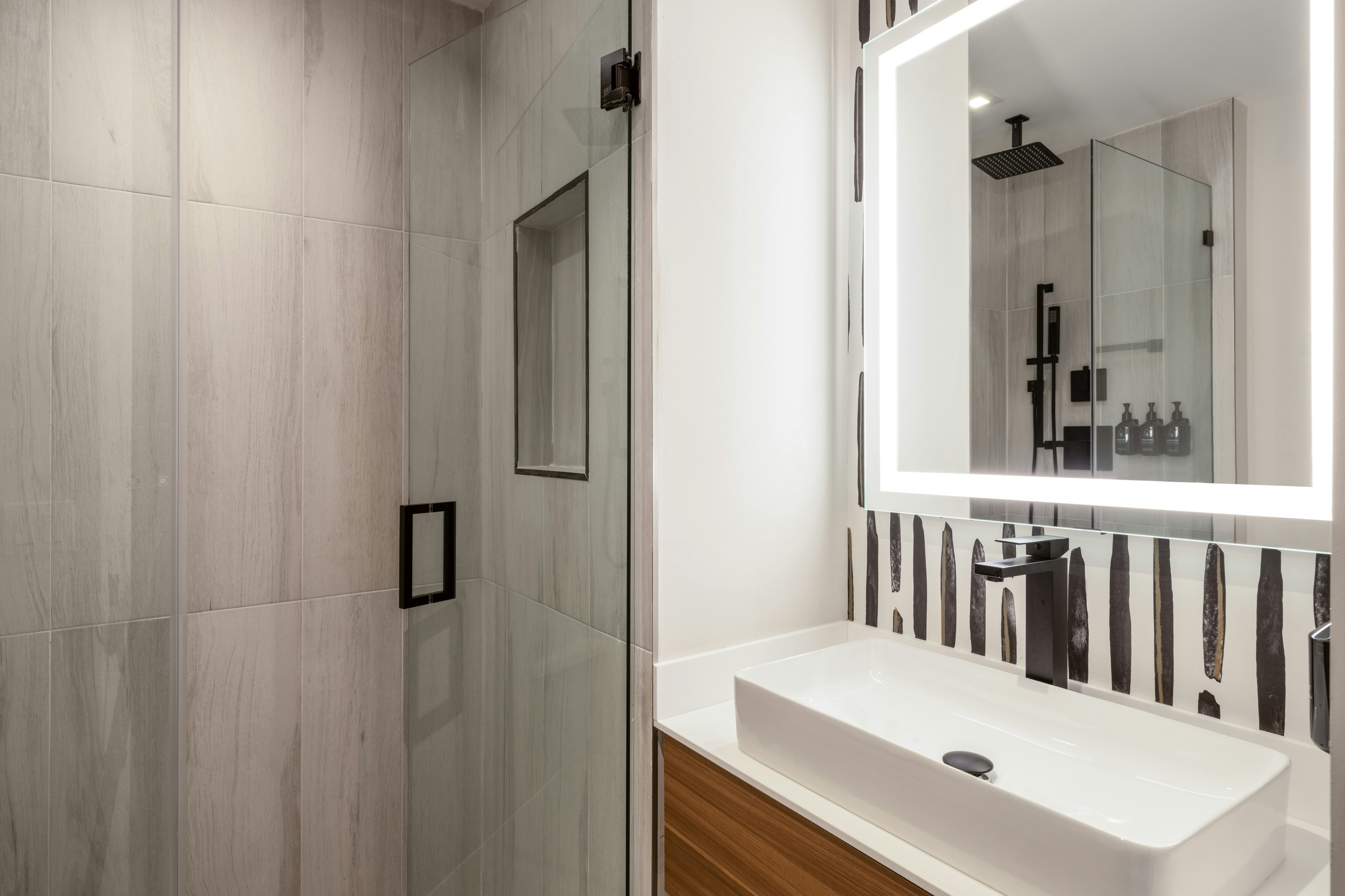 Atwell Suite Miami Brickell 79/79