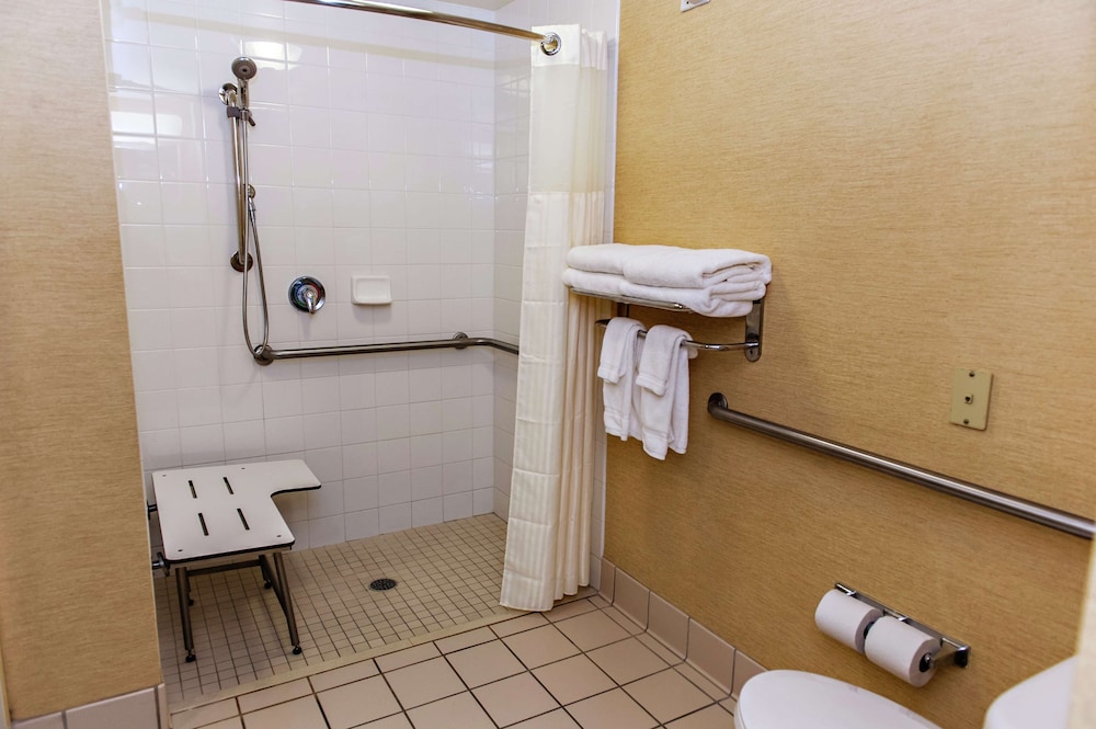 Hilton Garden Inn Outer Banks/Kitty Hawk 14/48