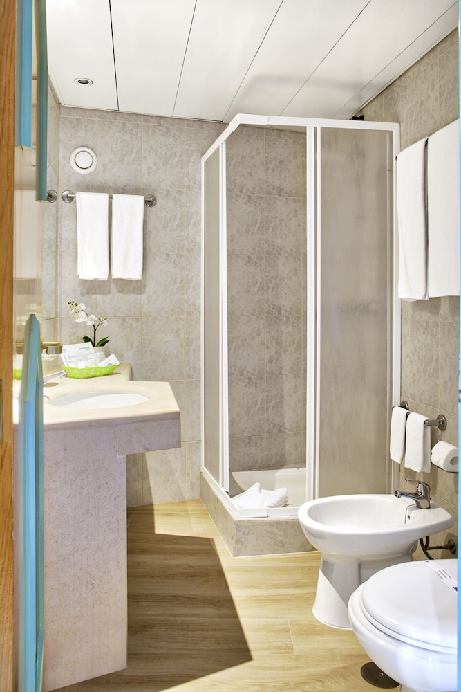 Ondamar Hotel 34/72