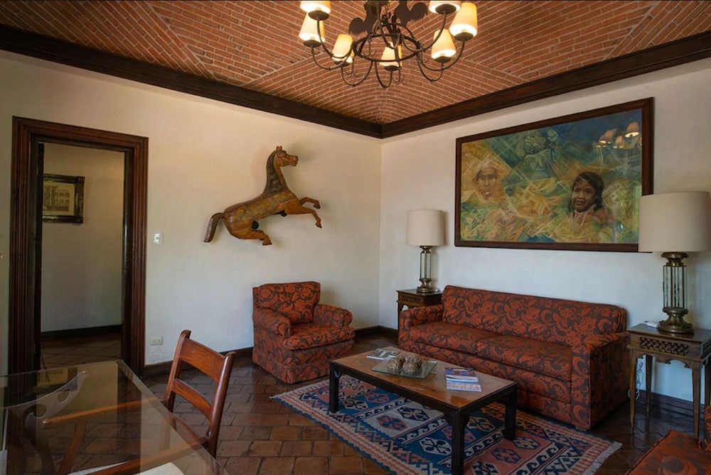 Villa Montana Hotel And Spa Boutique 51/70