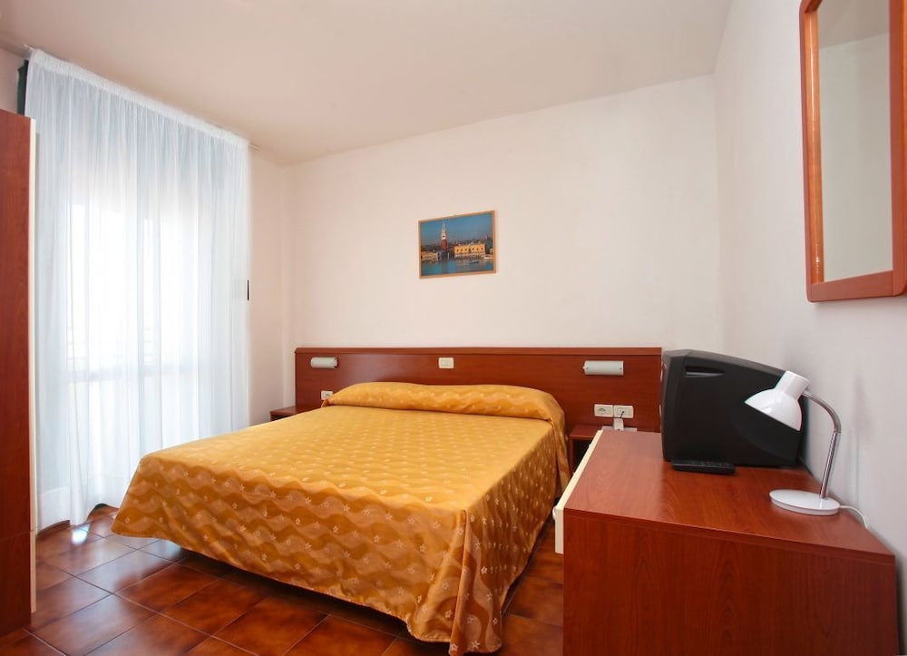 Hotel Panorama 7/22