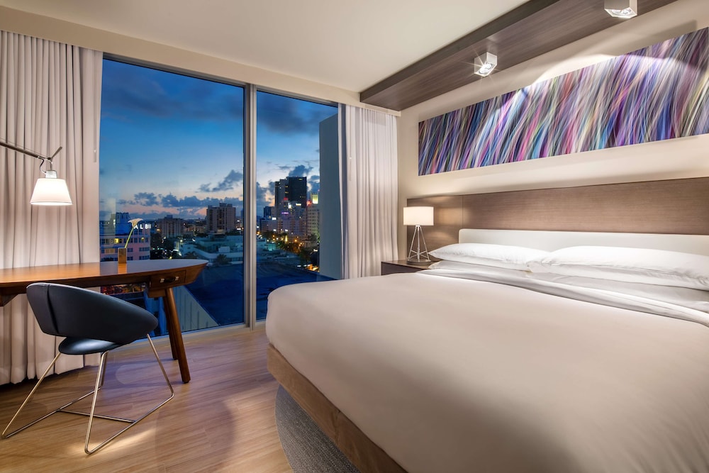 Hyatt Centric South Beach Miami 23/65
