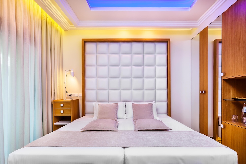 Porto Marine Hotel 11/64