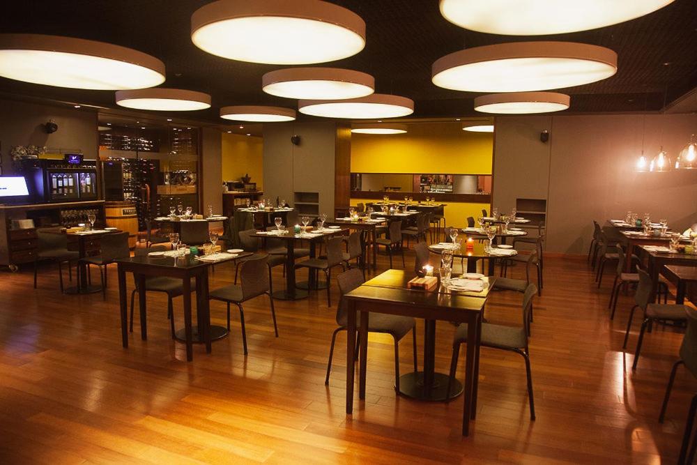 Austral Plaza Hotel 46/57