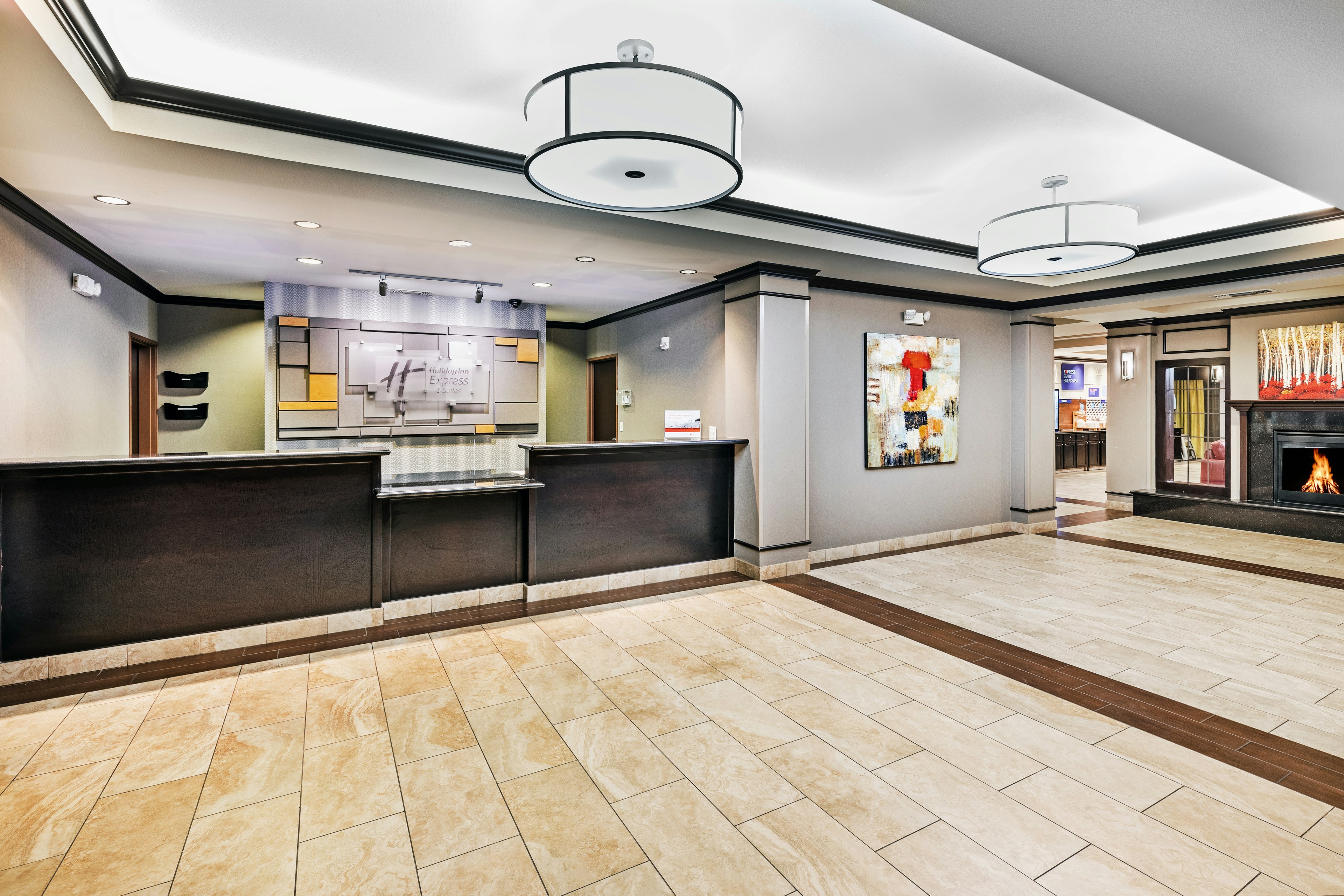 Holiday Inn Express Suites Floresville 10/58