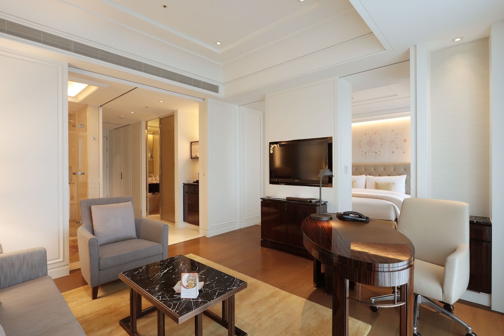 THE OKURA PRESTIGE TAIPEI 47/82