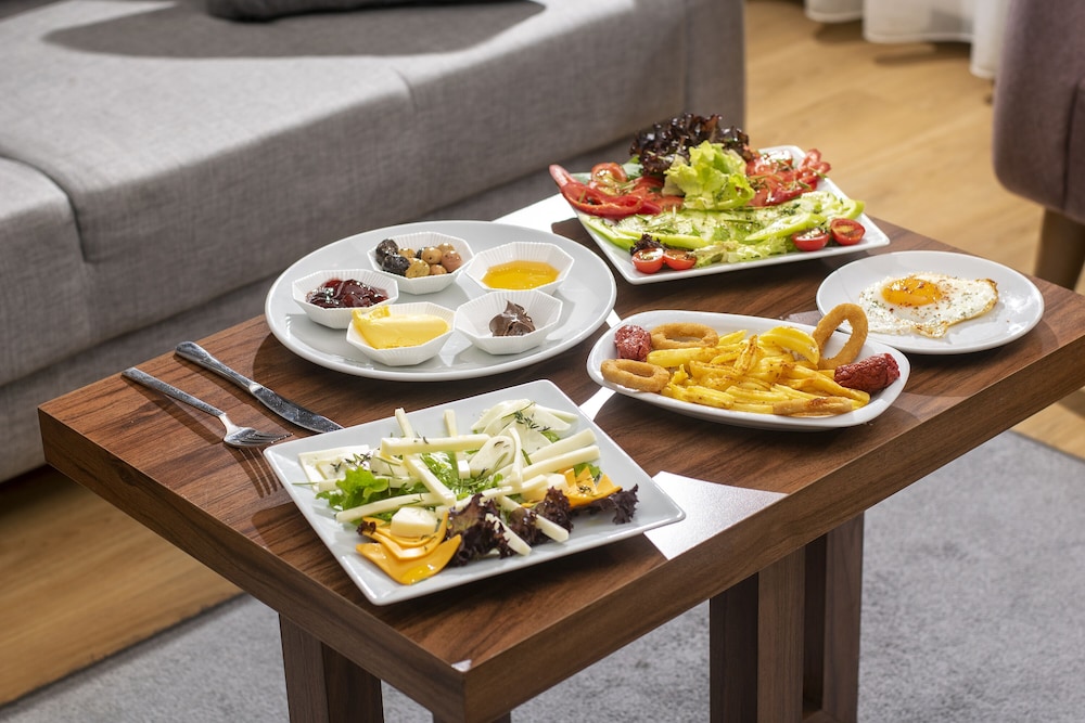 Vita Bella Suites 15/22