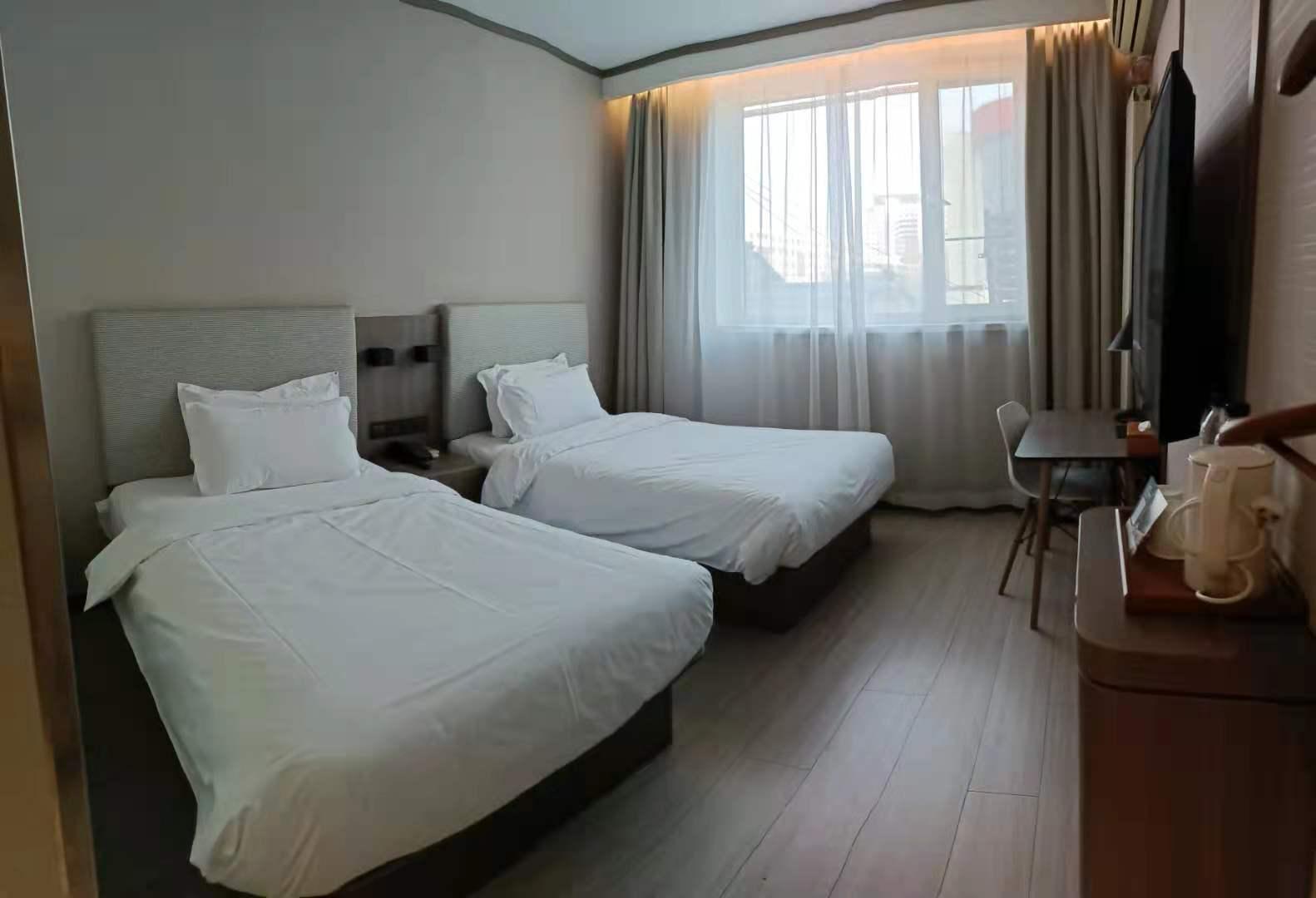 Lavande Hotel (Tianjin Wuqing High-speed Railway Station Daguangming Center) 9/43