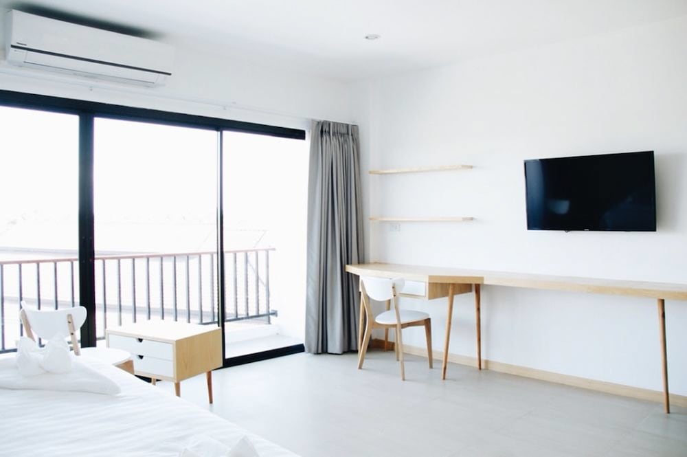 Phukaning Hotel 28/46