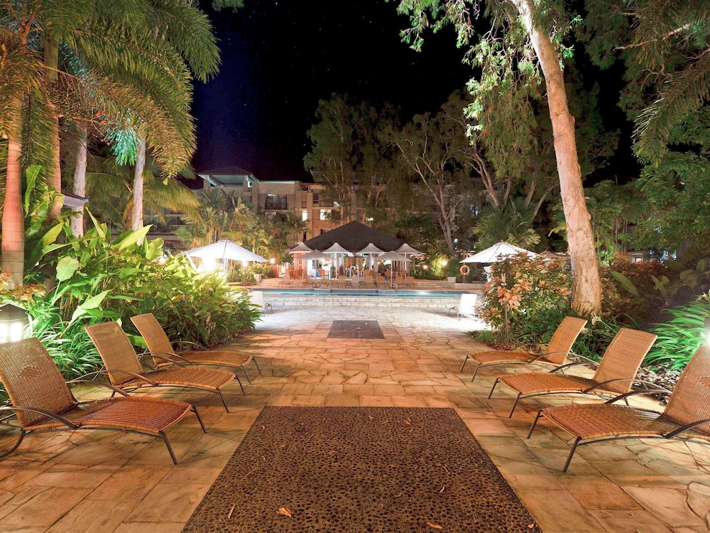 Pullman Palm Cove Sea Temple Resort and Spa 75/77