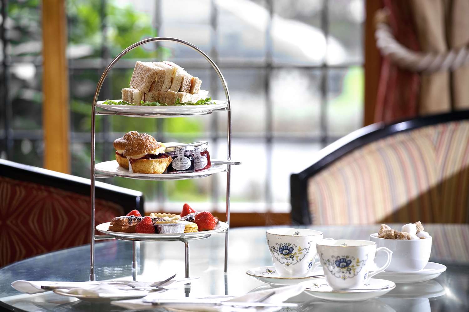Best Western Plough & Harrow Hotel 写真2
