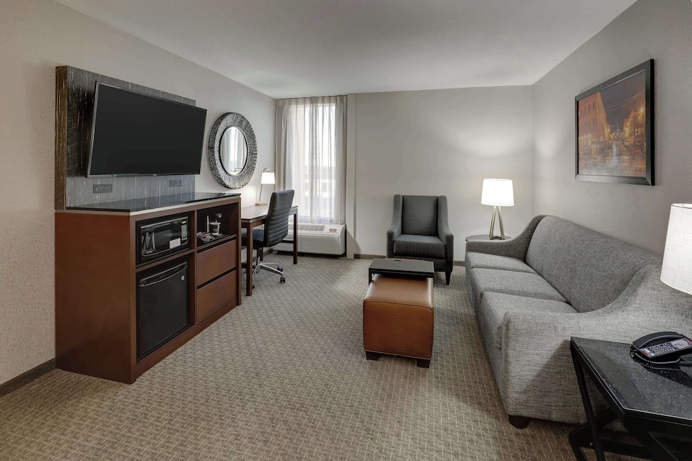 Drury Inn & Suites Cape Girardeau 30/50