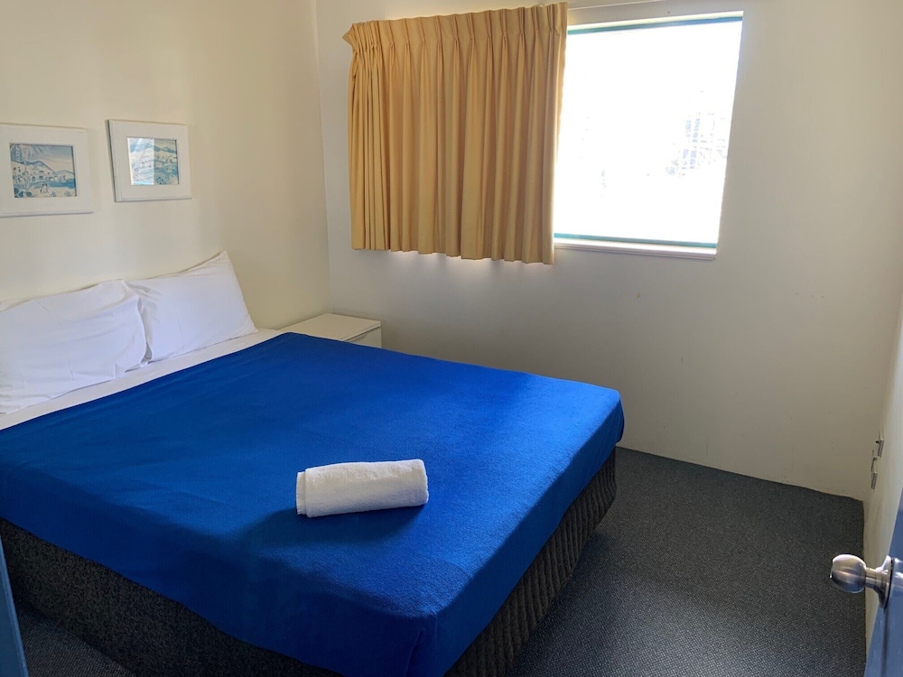 Aruba Surf Resort 19/69