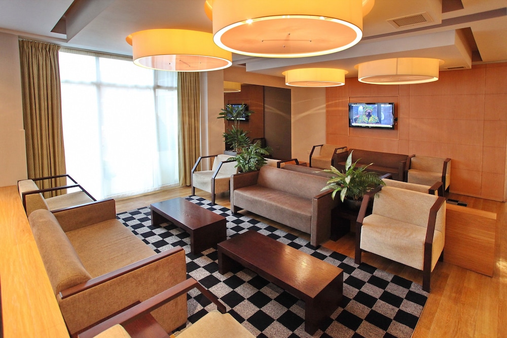Holiday Inn Express Birmingham Redditch 38/50