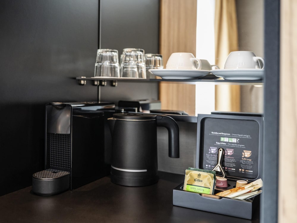 Mercure Amsterdam North Station 37/67