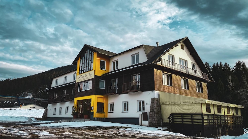 Hotel Harrachov Inn 4/48