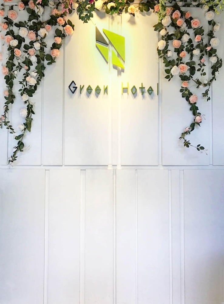 Green Hotel 56/63