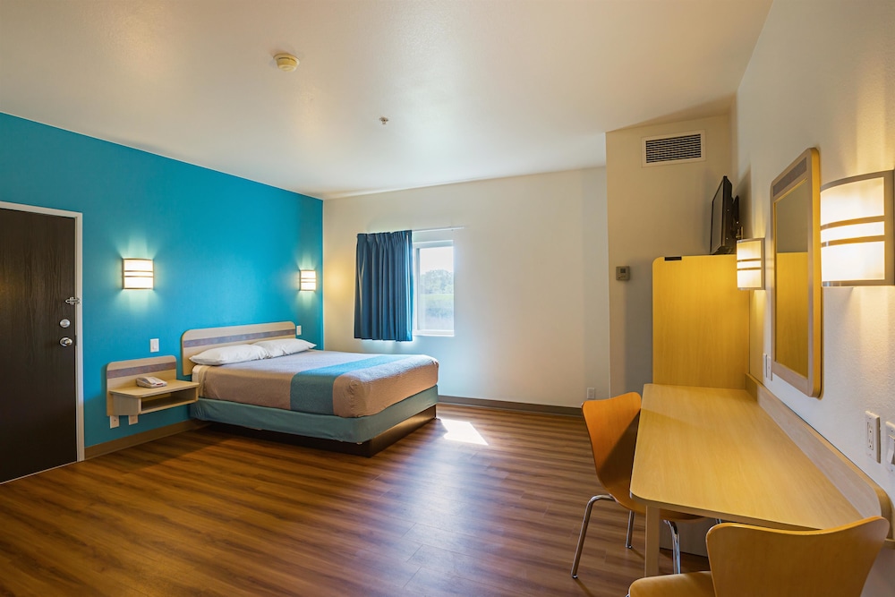 Park Inn by Radisson, Grand Island I-80 23/48
