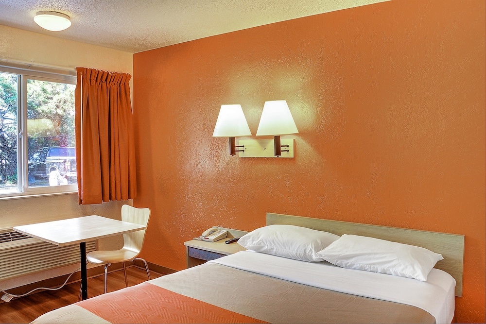 Motel6 Santa Fe, NM 15/43