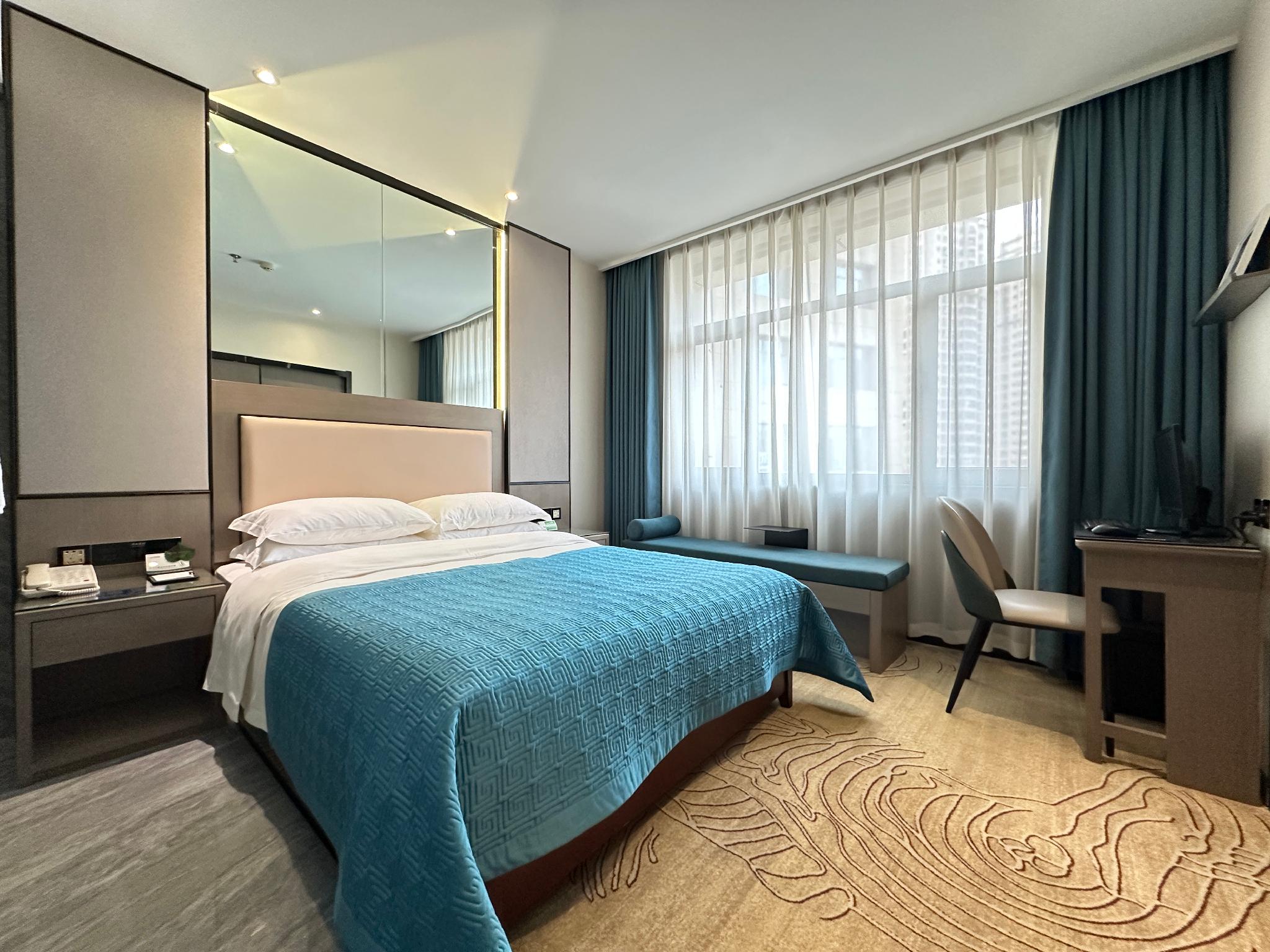 Hualian Hotel 15/50