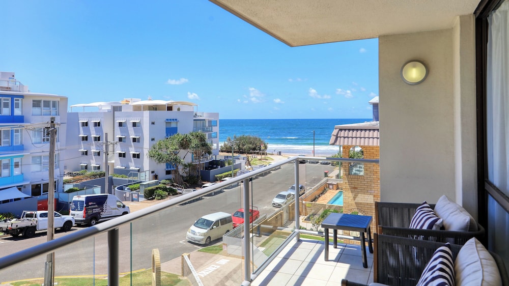MERRIMA COURT HOLIDAY APARTMENTS 66/74