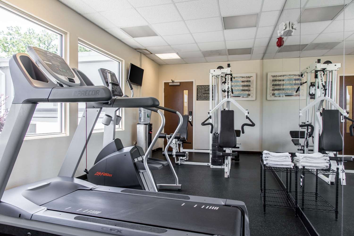 Quality Inn and Suites Danbury Near University 33/44