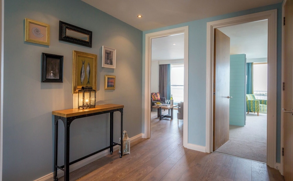 Lobby at Talbot Suites at Stonebridge, WEXFORD
