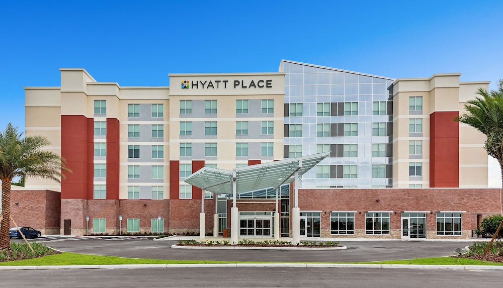 Hyatt Place Tampa/Wesley Chapel 5/61