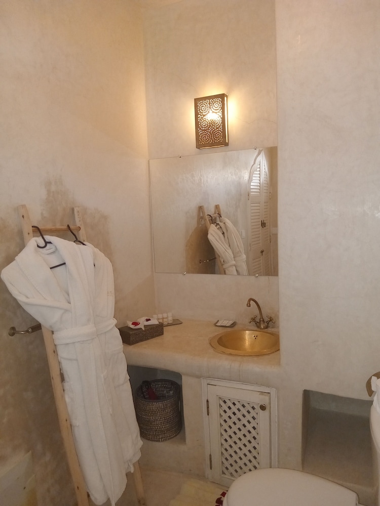 Palais Blanc Riad 54/55