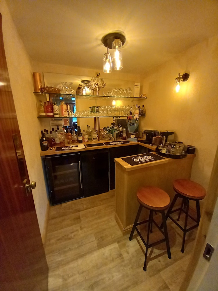 Orchard Lodge 33/48