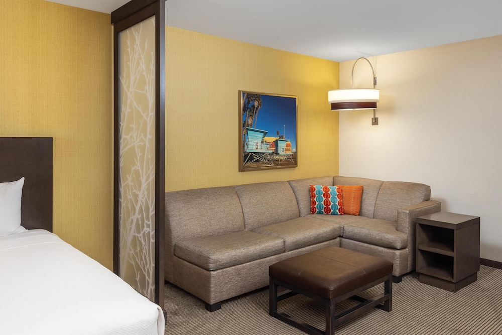 Hyatt Place Santa Cruz 27/49